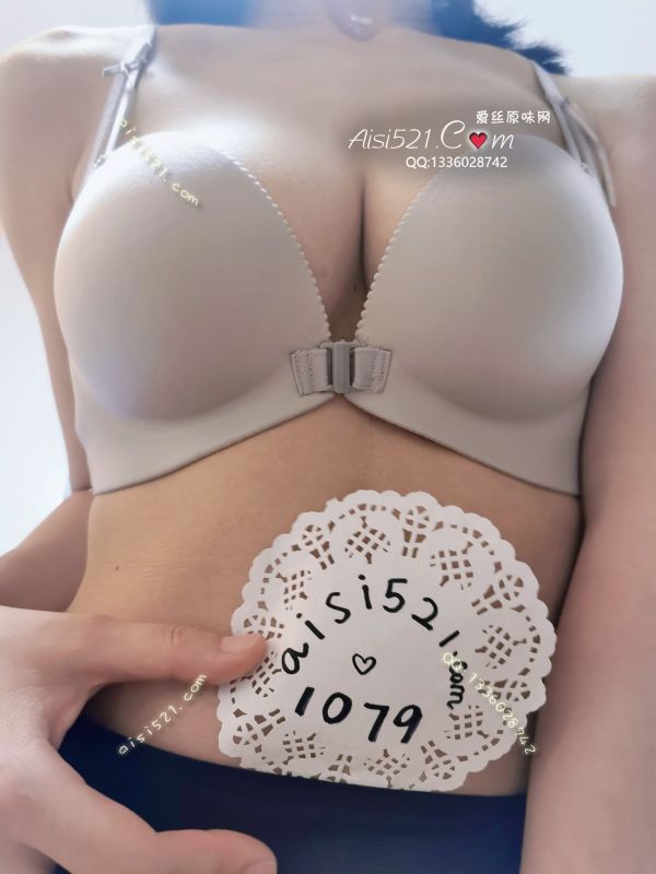 工作穿的胸罩，汗味会多些原味内衣|内衣胸罩