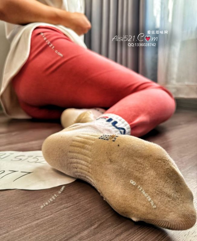 酸臭‘’斐乐‘’现货新鲜味道儿，无敌臭···快来带走它原味丝袜|袜类臭棉袜