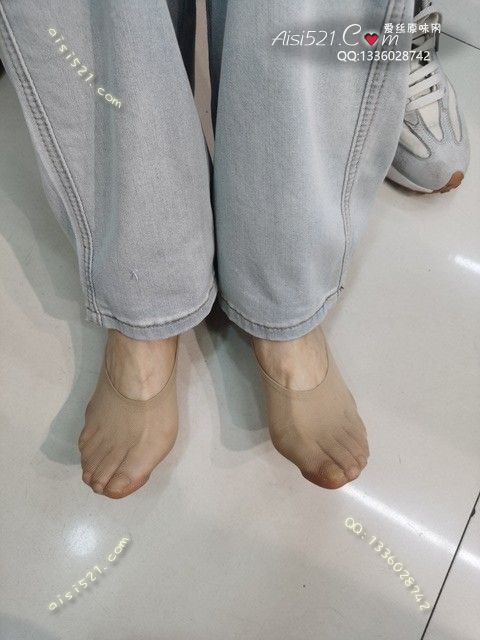 爱丽丝(此活动可指定MM，但袜类随机)——2025年05月份顾客预订导购02肉色船袜原味丝袜|袜类臭船袜
