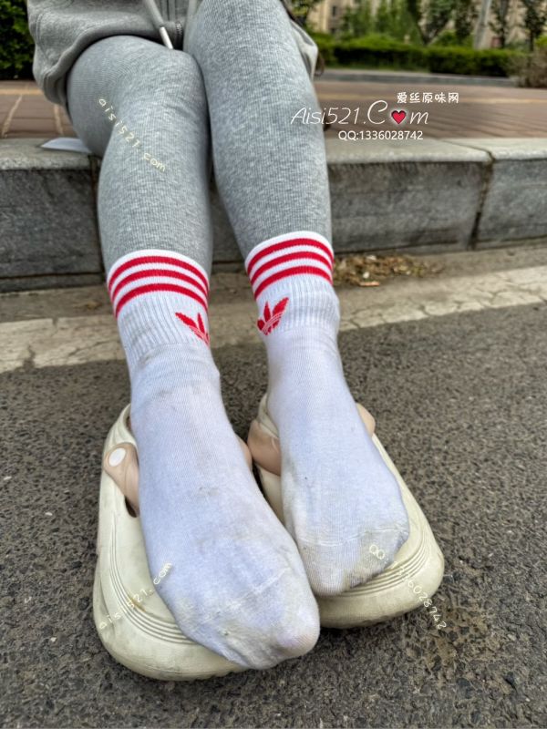 “绝杀”来了，阿迪三叶草白棉袜、穿的发黄起球、巨恶臭绝臭无比原味丝袜|袜类臭棉袜