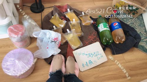 此套餐包含一个星期的两大罐黄金＋16斤圣水【另有黏满尿垢尿渍马桶另外出售】,重口味类其他重口味