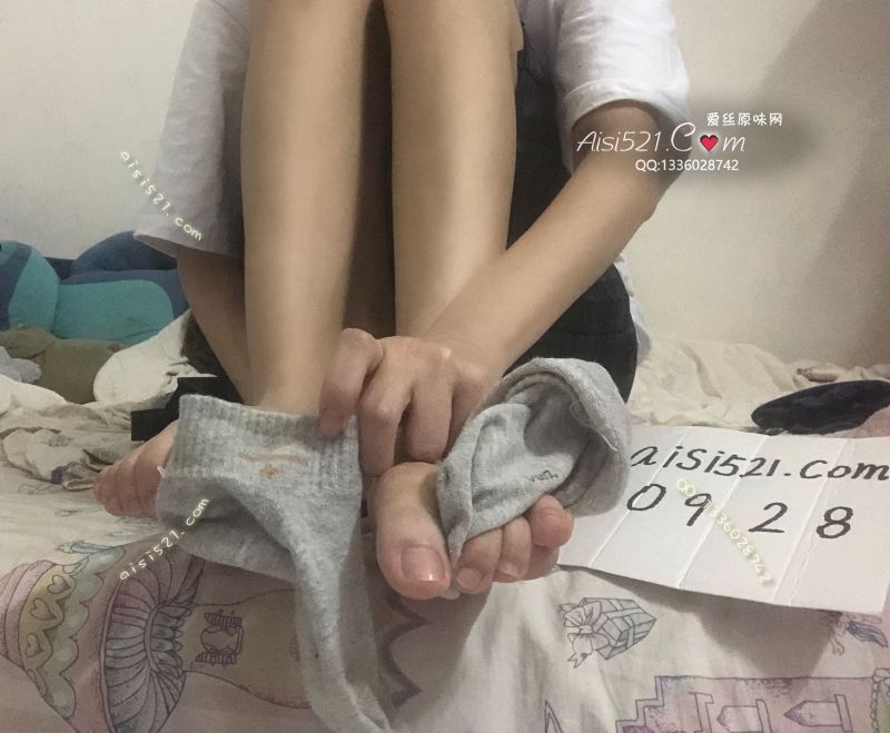 一双旧袜  灰色 此款已售完原味丝袜|袜类臭棉袜